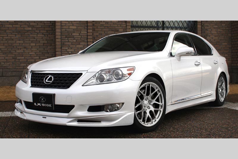 Накладка на передний бампер LX-Mode для Lexus LS460