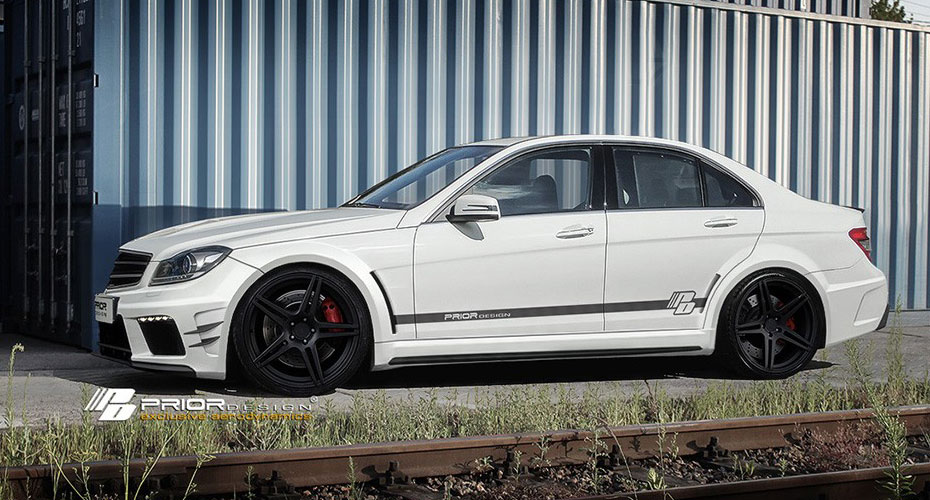 Аэродинамический обвес Prior Design Black Edition для Mercedes C-class (W204)