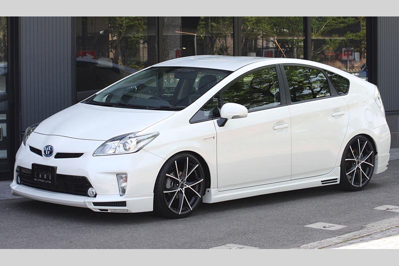 Аэродинамический обвес MzSpeed для Toyota Prius (ZVW30). Тюнинг Toyota Prius (ZVW30)